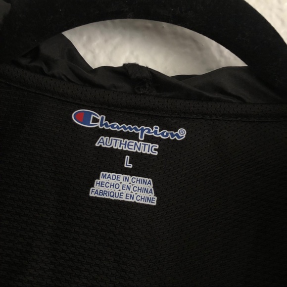 Champion windbreaker jacket - Picture 6 of 9